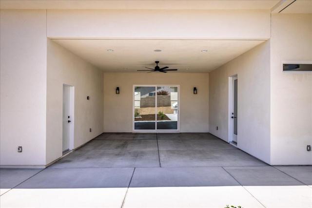 4195 Evergreen Lane, Banning CA: https://media.crmls.org/mediaz/ef9fd4dd-e7d4-4bfb-9dae-423e59178a5b.jpg
