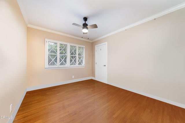 4402 El Camino Corto, La Canada Flintridge CA: https://media.crmls.org/mediaz/efa0a590-be21-4879-a404-78e099aee4d9.jpg