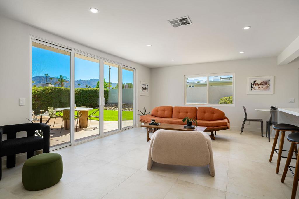 MLS #219136753DA image #11