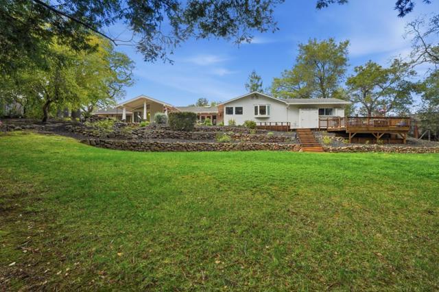 13525 Surrey Lane, Saratoga CA: https://media.crmls.org/mediaz/efa220a1-ca3c-44f8-9f8a-974cf4e47a5e.jpg