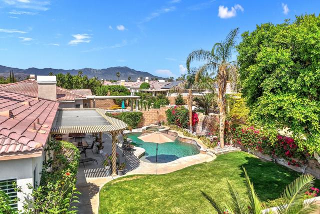 79976 Castille Drive, La Quinta CA: https://media.crmls.org/mediaz/efa32c0a-f48c-4af9-b251-f28de6dfcd3b.jpg