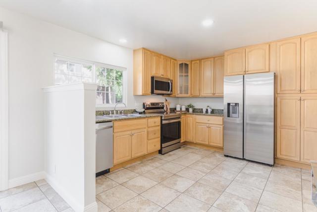 4898 Rue Bordeaux, San Jose CA: https://media.crmls.org/mediaz/efa3a485-60cb-4aa3-b850-0c7bb0cdd408.jpg