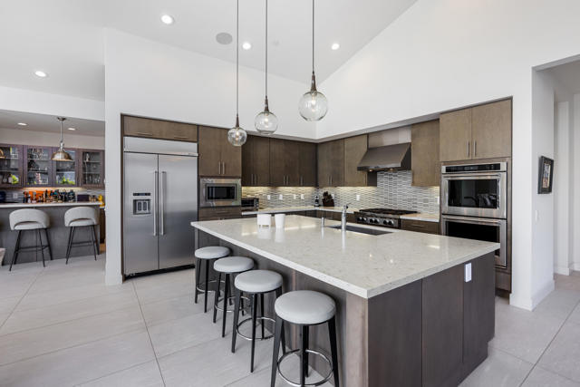 1 Via Merenda, Rancho Mirage CA: https://media.crmls.org/mediaz/efa4055d-c727-4b22-a93b-b4c3c97a0695.jpg