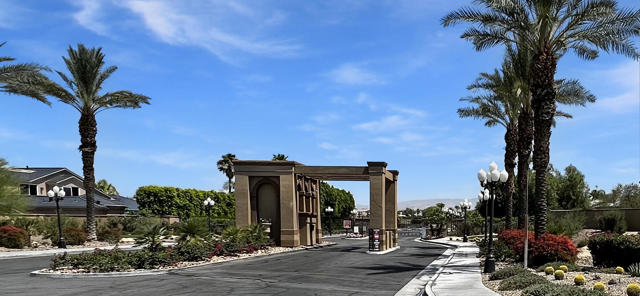 5 Lyon Road, Rancho Mirage CA: https://media.crmls.org/mediaz/efa460d7-b473-4cad-8896-e26a3f02a6cd.jpg