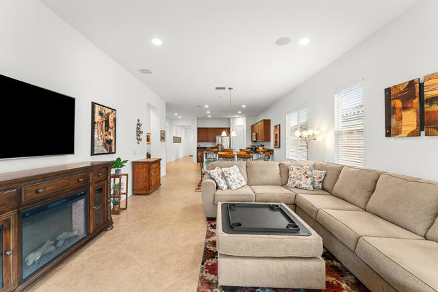 Image 15 of 48 For 42897 Cusino Court