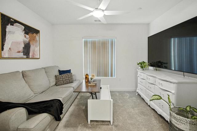 Detail Gallery Image 19 of 37 For 332 Seedling Way, Fallbrook,  CA 92028 - 3 Beds | 2/1 Baths