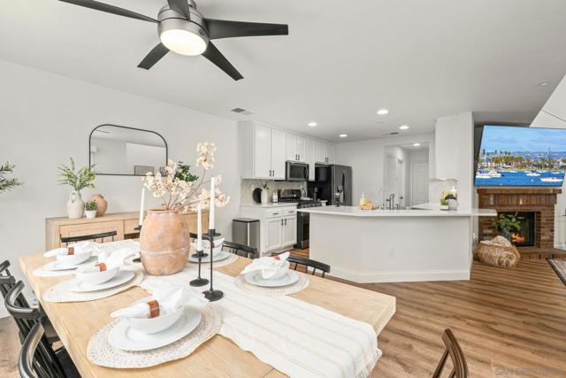 1625 Magnolia Circle, Vista CA: https://media.crmls.org/mediaz/efa58d91-2c6a-46c0-8901-d8ea36c16092.jpg
