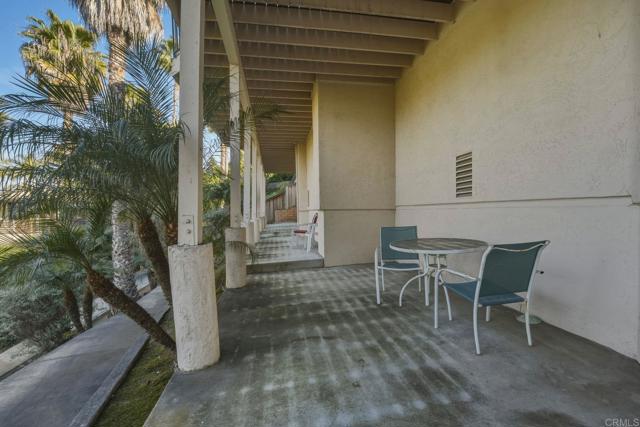 Detail Gallery Image 30 of 34 For 2524 La Costa Ave, Carlsbad,  CA 92009 - 5 Beds | 3 Baths