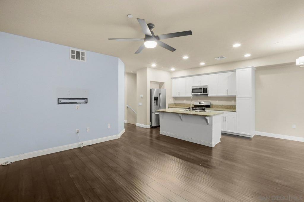 4541 Rainier - photo 18