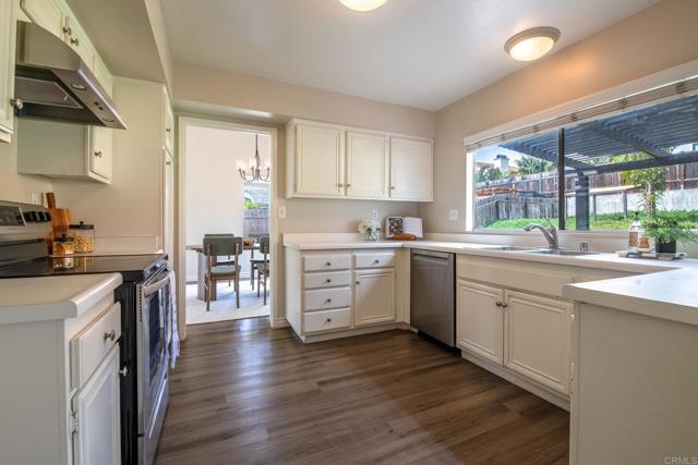 Image 8 of 33 For 2940 Gaviota Circle