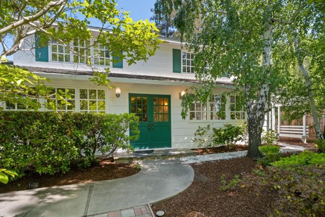 949 Wing Place, Stanford CA: https://media.crmls.org/mediaz/efa7c9ad-f09c-41a7-8da2-837192cc925d.jpg