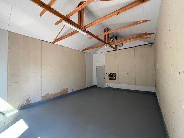 7175 Redwood Retreat Road, Gilroy CA: https://media.crmls.org/mediaz/efa8453e-aa7b-4826-8230-5aea91d3bcf0.jpg