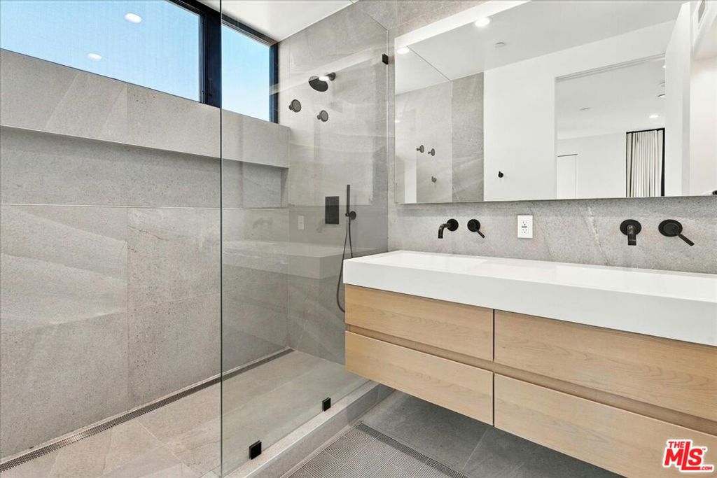 MLS #26985317 image #10