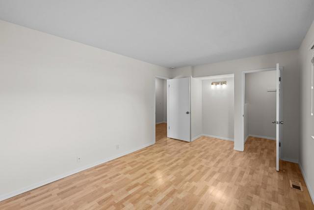 5492 Tradewinds Walkway, San Jose CA: https://media.crmls.org/mediaz/efaa4369-d036-4000-998f-a9fc345108e9.jpg