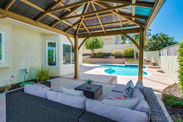 1278 Avenida Miguel, Encinitas CA: https://media.crmls.org/mediaz/efaaa4c8-c6a9-4184-bcee-e206ca20ce7d.jpg