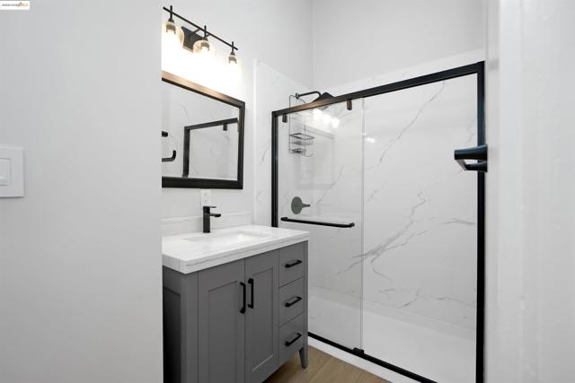 2654 Bush St, San Francisco CA: https://media.crmls.org/mediaz/efaad612-6267-441c-9bff-2c433ead75ab.jpg