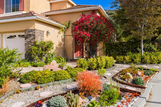 6285 Deerhill Road, Oak Park CA: https://media.crmls.org/mediaz/efab056c-09c1-412c-8b71-f946a81fd08f.jpg