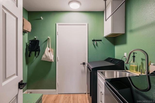 22642 Via Santiago, Mission Viejo CA: https://media.crmls.org/mediaz/efac2406-bec2-4f91-8299-a20745c8aa6f.jpg