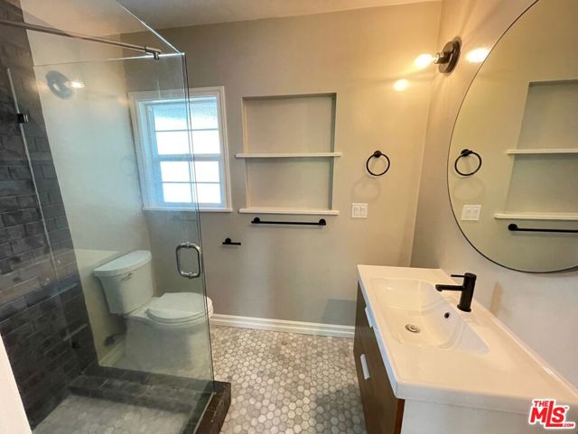 2851 Fairmount Avenue, La Crescenta CA: https://media.crmls.org/mediaz/efac36b2-7493-4d47-b197-6543d7f5b552.jpg