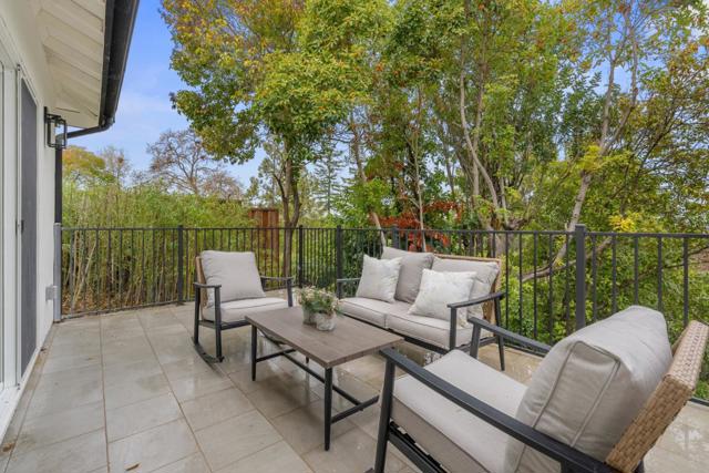 2660 Ross Place, Walnut Creek CA: https://media.crmls.org/mediaz/efaca21a-8d16-442f-9211-b554eba16712.jpg