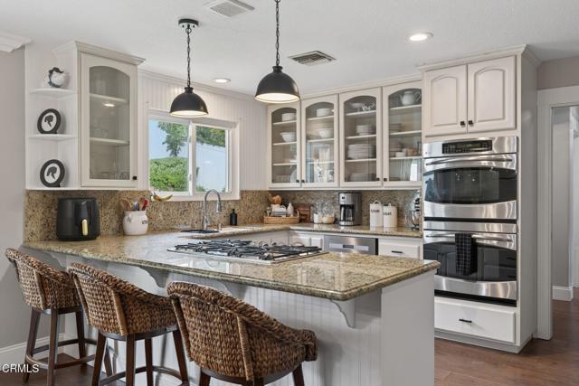 Detail Gallery Image 11 of 61 For 285 Siesta Ave, Thousand Oaks,  CA 91360 - 5 Beds | 3 Baths