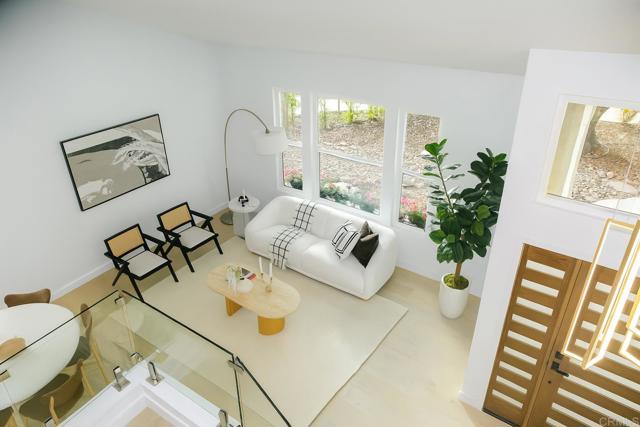 407 Via Ultimo, Encinitas CA: https://media.crmls.org/mediaz/efaf9218-38ca-4c90-8f54-02541aafd736.jpg