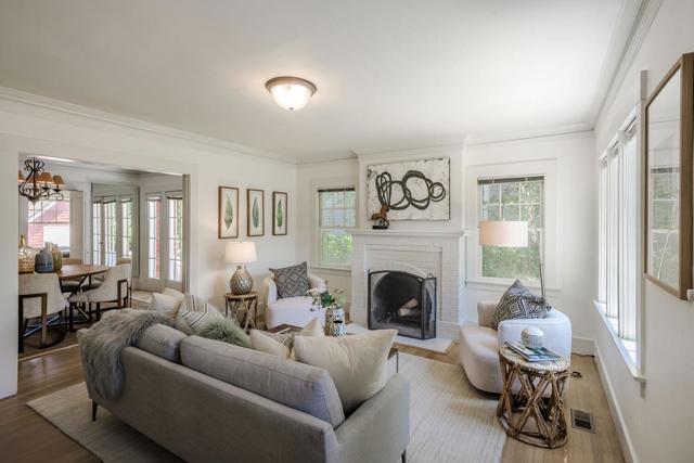 1124 Vancouver Avenue, Burlingame CA: https://media.crmls.org/mediaz/efb076c1-d283-4e2f-a35f-b85f0a7a0dd7.jpg