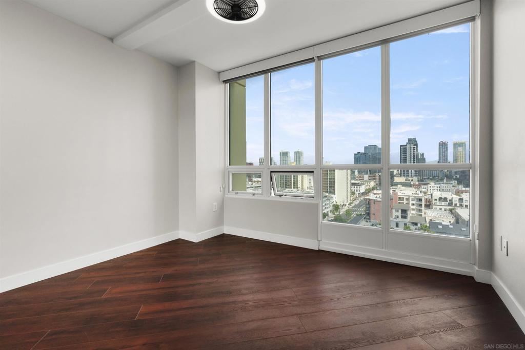 555 Front St. - photo 20