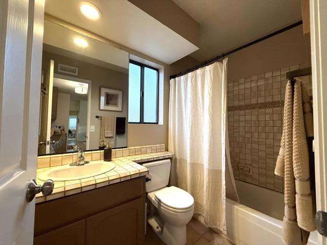 Detail Gallery Image 25 of 27 For 3439 Lakewood St, Carlsbad,  CA 92010 - 3 Beds | 2 Baths