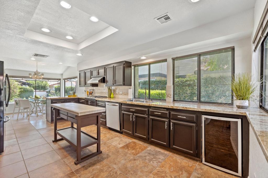 MLS #219131822DA image #5