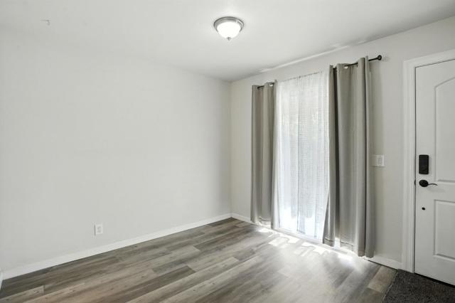 3090 Woods Circle, Davis CA: https://media.crmls.org/mediaz/efb28475-7c18-46fc-93d7-0c14520c9bc2.jpg