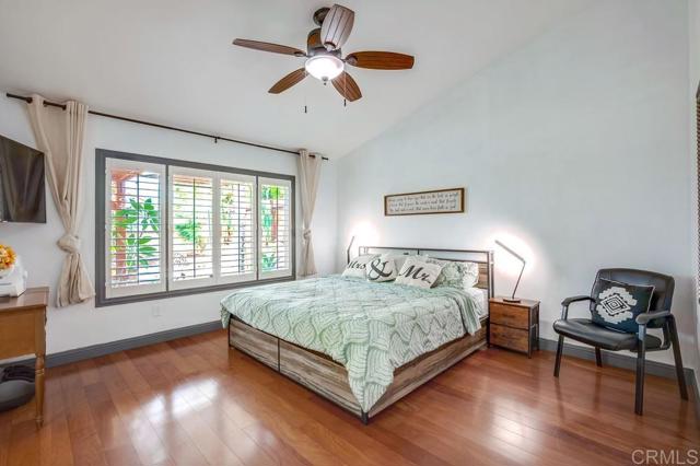 39685 ALMANSA, Murrieta CA: https://media.crmls.org/mediaz/efb3d5df-83eb-4b9f-a1e8-45ecdb2b8e4e.jpg