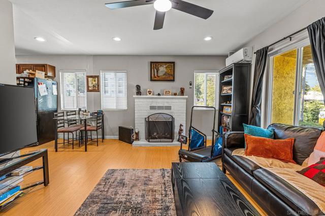 1215 N Broadway, Escondido CA: https://media.crmls.org/mediaz/efb60617-0feb-406a-b1dc-5c24d5403645.jpg