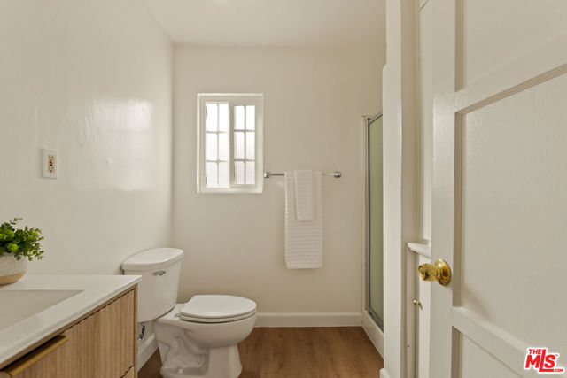 523 Simmons Avenue photo 18