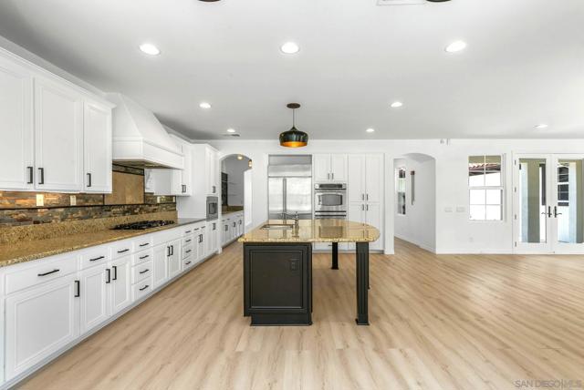 1120 Championship Rd, Oceanside CA: https://media.crmls.org/mediaz/efb7452a-4e68-4ec9-81fb-424af8fbf00e.jpg