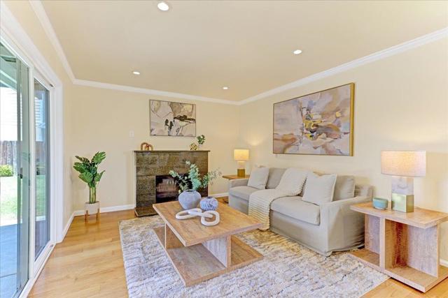 3139 Laneview Drive, San Jose CA: https://media.crmls.org/mediaz/efb78bb9-388a-430f-be03-4a38100e3285.jpg