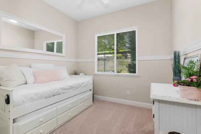 505 Porter Court, Folsom CA: https://media.crmls.org/mediaz/efb8493d-ce51-43a2-99fa-2292a69f2c03.jpg