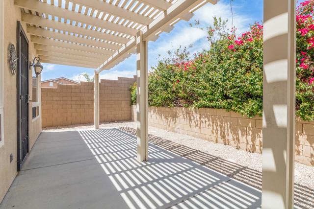 66168 S Agua Dulce Drive, Desert Hot Springs CA: https://media.crmls.org/mediaz/efb8649d-314f-449c-b5f1-be3a84d0bfe2.jpg