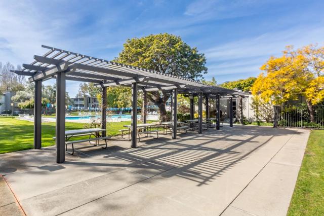 1061 Beach Park Boulevard, Foster City CA: https://media.crmls.org/mediaz/efb9b4c7-2ecb-4d90-b05a-cf80d5628e89.jpg