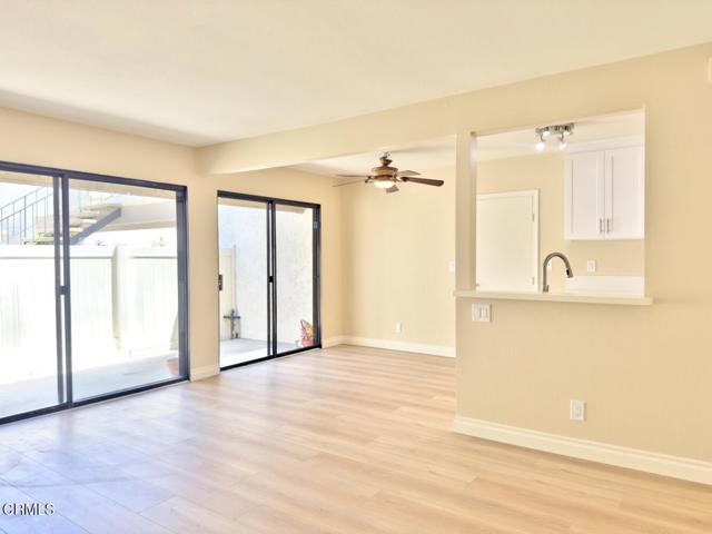 1169 Landsburn Circle, Westlake Village CA: https://media.crmls.org/mediaz/efb9df7c-b8a8-4733-90ad-18001fc7a59f.jpg