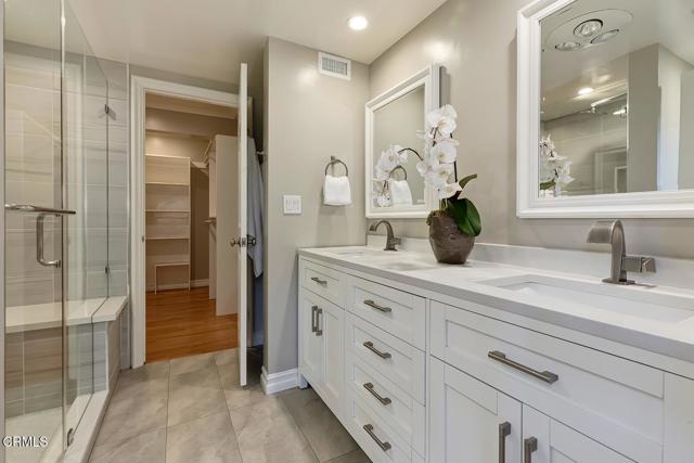 423 Lakeview Road, Pasadena CA: https://media.crmls.org/mediaz/efb9ee21-c00e-463b-bf99-393ef8a7d567.jpg