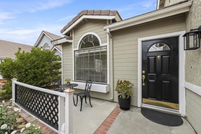 27722 Buckskin Drive, Castaic CA: https://media.crmls.org/mediaz/efba28c8-cf43-4119-9be5-0c38d240873f.jpg