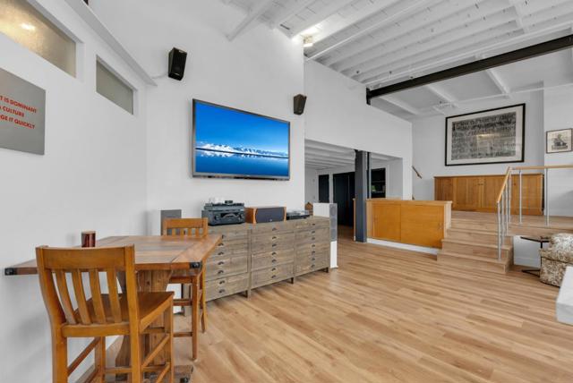 4053 Harlan Street, Emeryville CA: https://media.crmls.org/mediaz/efbb3f03-2288-43e4-9fff-d47a655034e4.jpg