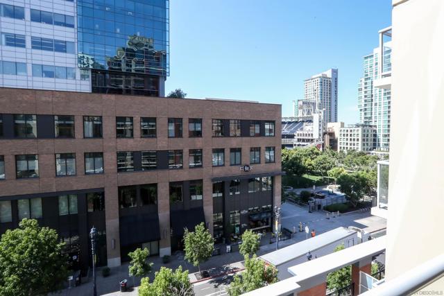 427 9th Avenue, San Diego CA: https://media.crmls.org/mediaz/efbc3338-c649-4b40-a157-8bd271268347.jpg