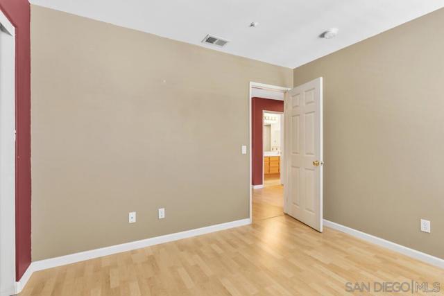 10496 Chaparral Dr, Santee CA: https://media.crmls.org/mediaz/efbd29a9-516e-4282-a184-5eb699a4ca2e.jpg