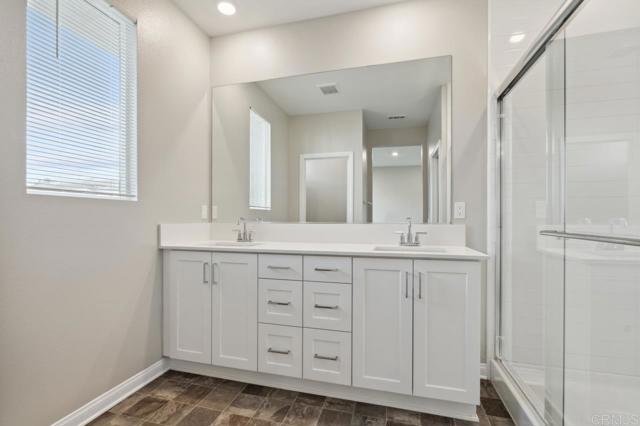 Detail Gallery Image 46 of 70 For 2187 Bluestone Cir, Chula Vista,  CA 91913 - 3 Beds | 2/1 Baths