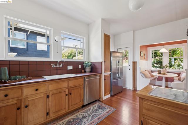 Image 26 of 60 For 938 San Benito Rd