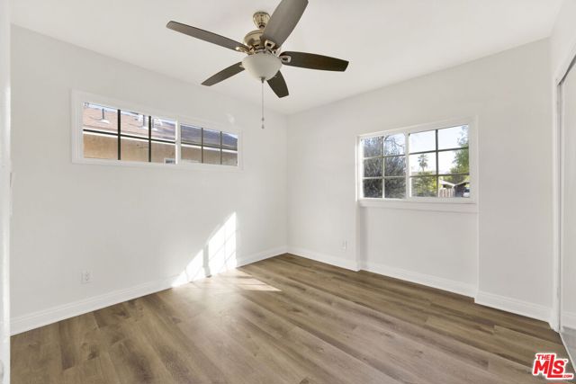 21819 Arminta Street, Canoga Park CA: https://media.crmls.org/mediaz/efbe95e9-9402-4329-a3b6-684e7840849f.jpg