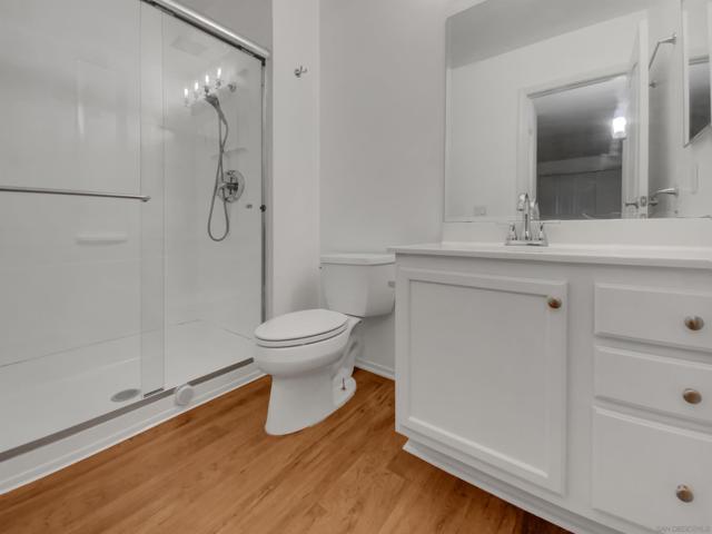 12059 Alta Carmel Ct, San Diego CA: https://media.crmls.org/mediaz/efbf98fb-b6d5-45e2-913d-835eb23073bd.jpg