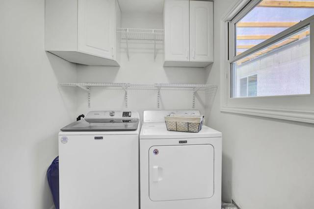 667 Cuesta Drive, Los Altos CA: https://media.crmls.org/mediaz/efbfb8c3-7808-4214-98dd-57f98ab505c2.jpg